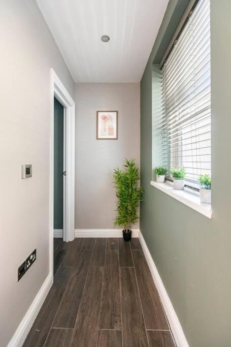 Beautiful Brighton Apartment, 5Min Walk To Beach Εξωτερικό φωτογραφία