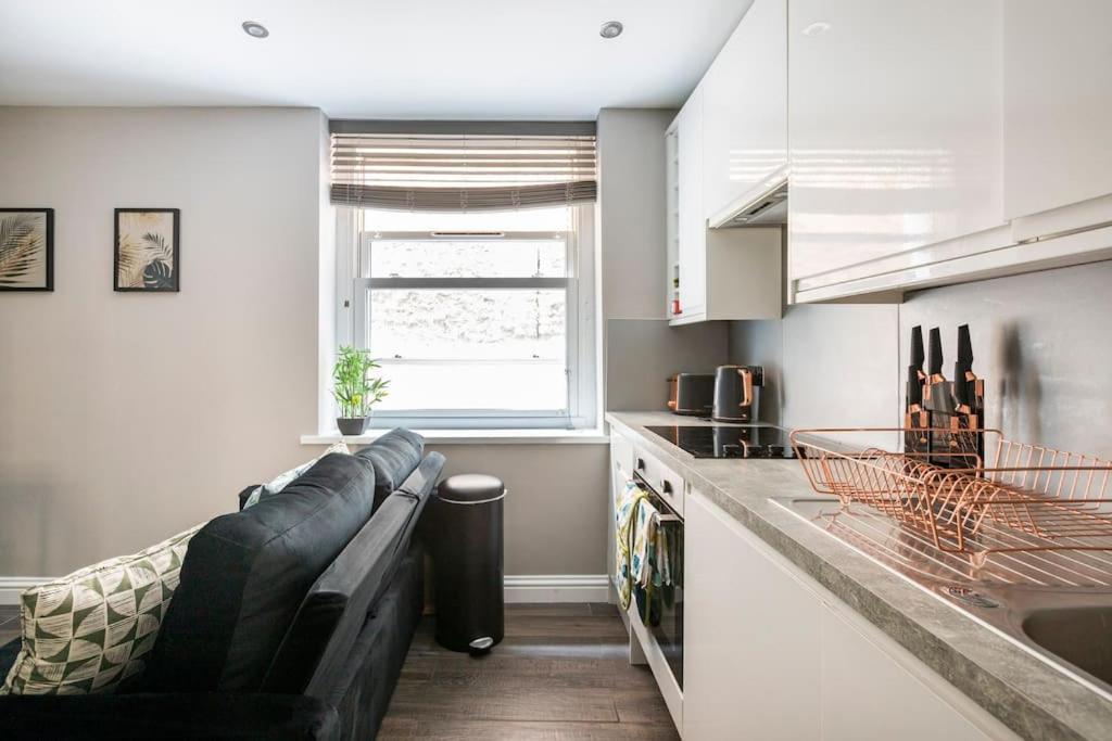 Beautiful Brighton Apartment, 5Min Walk To Beach Εξωτερικό φωτογραφία