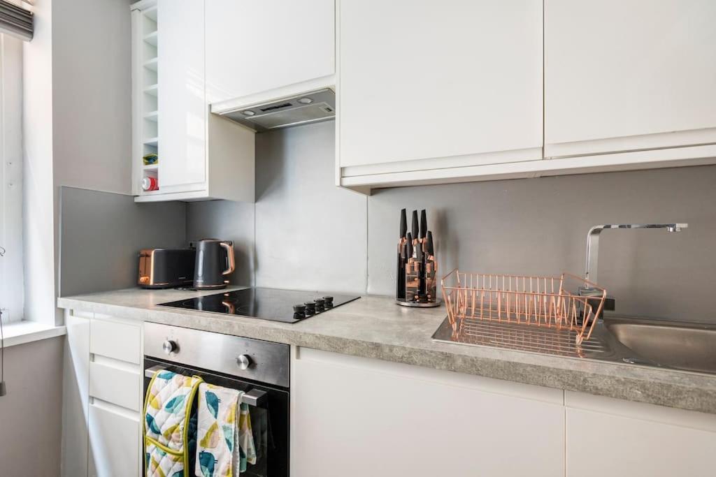 Beautiful Brighton Apartment, 5Min Walk To Beach Εξωτερικό φωτογραφία